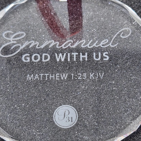 Crystal Glass Bible Verse Ornament Emmanuel God With Us Matthew1:23 Holiday - Picture 2 of 5